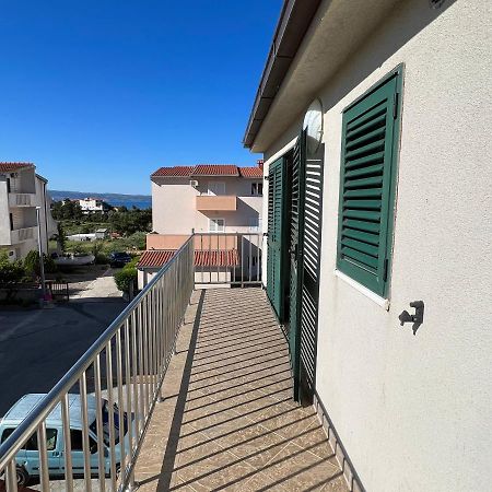 Apartments Mihi Подстрана Экстерьер фото