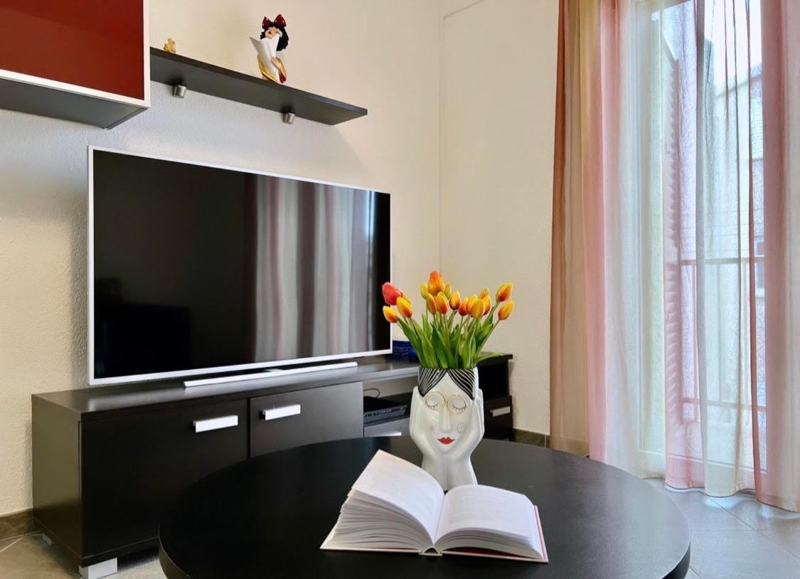Apartments Mihi Подстрана Экстерьер фото